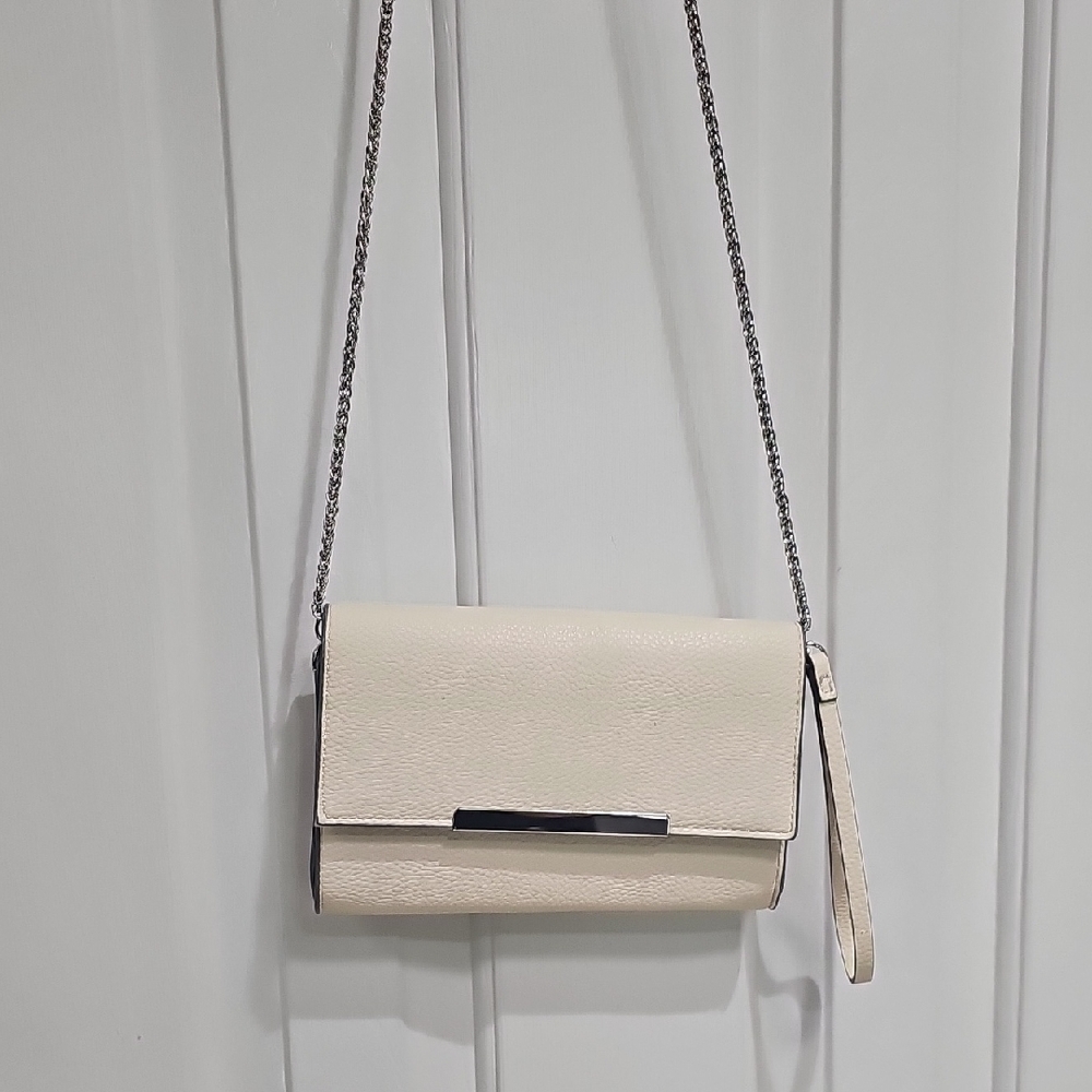 Afkomst Elegant Cream Chain Shoulder Bag or Wristled Bag